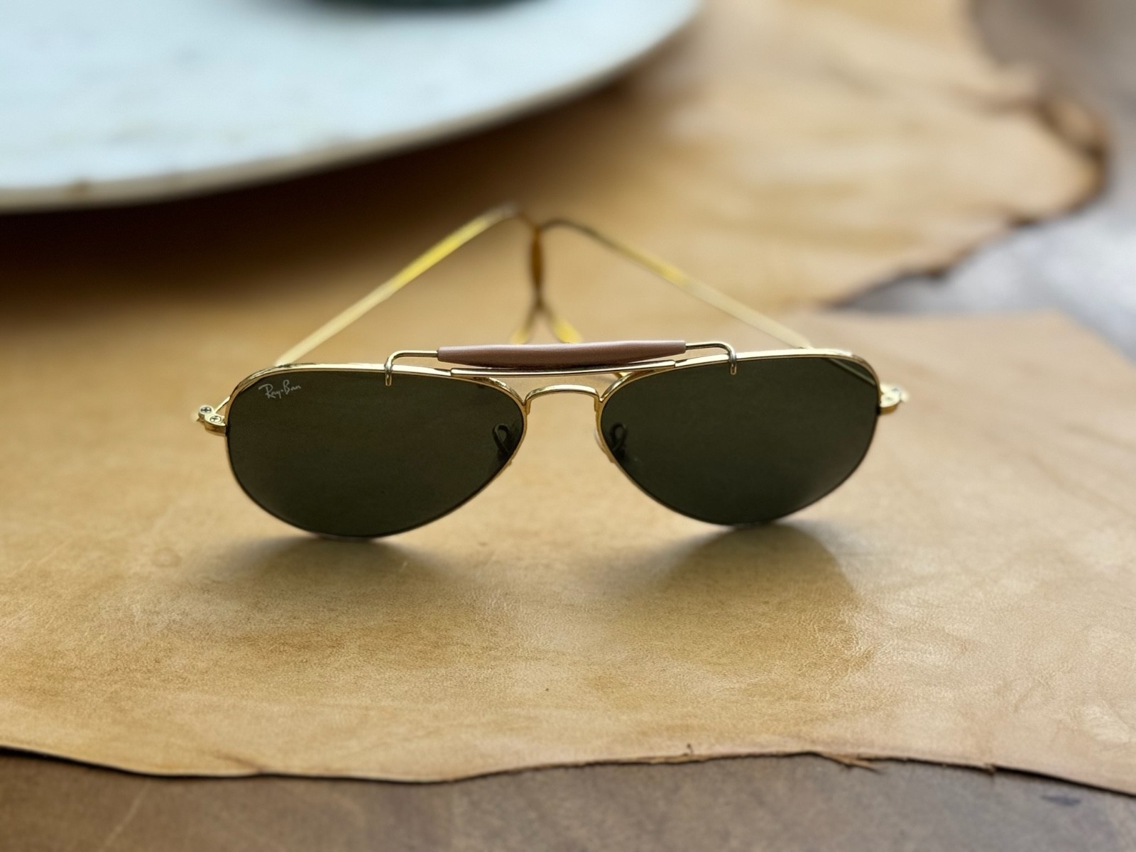 Ray Ban RARE Vintage Aviator RB3030 SZ 58-14 Gold Metal Frames With Green Lenses