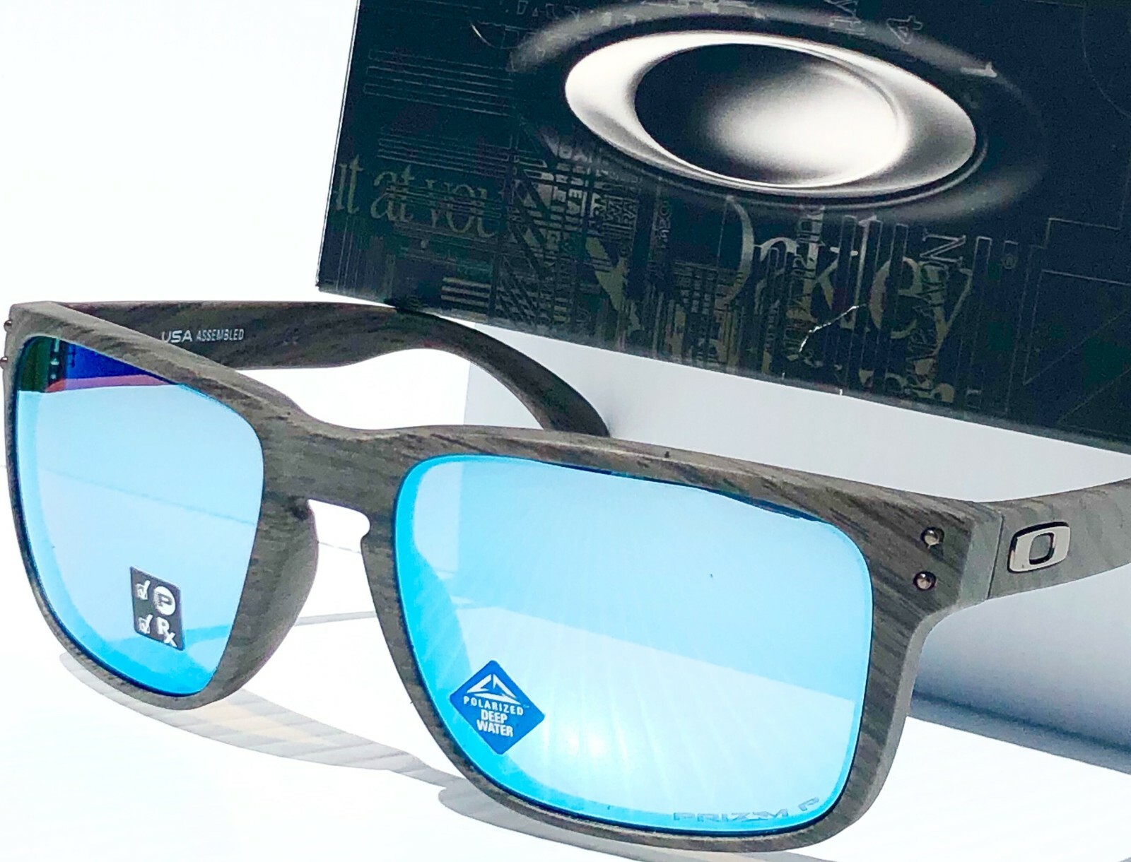 NEW Oakley HOLBROOK XL Woodgrain Polarized Deep Water PRIZM H2O Sunglass 9417-19