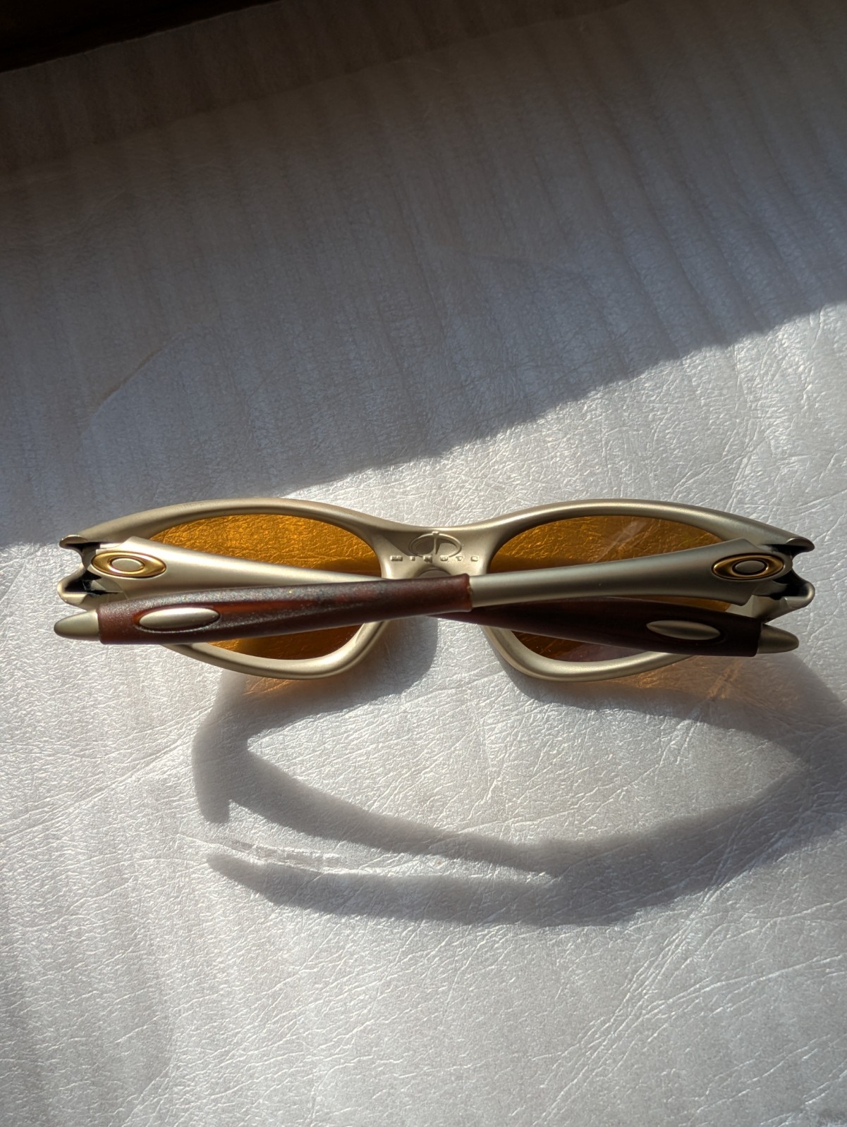 Oakley Minute 1.0 gen 2 FMJ Platinum Frame Gold Iridium Lens Gold iridium 04-082