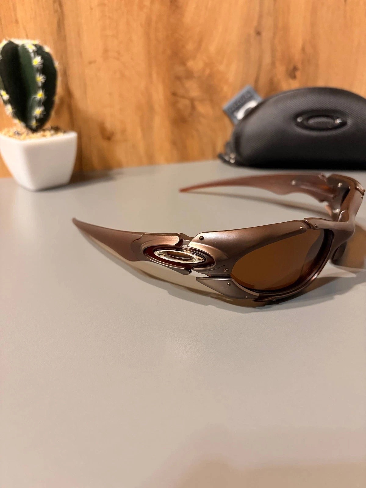 Oakley Plate Brown Sunglasses Outdoor Vintage