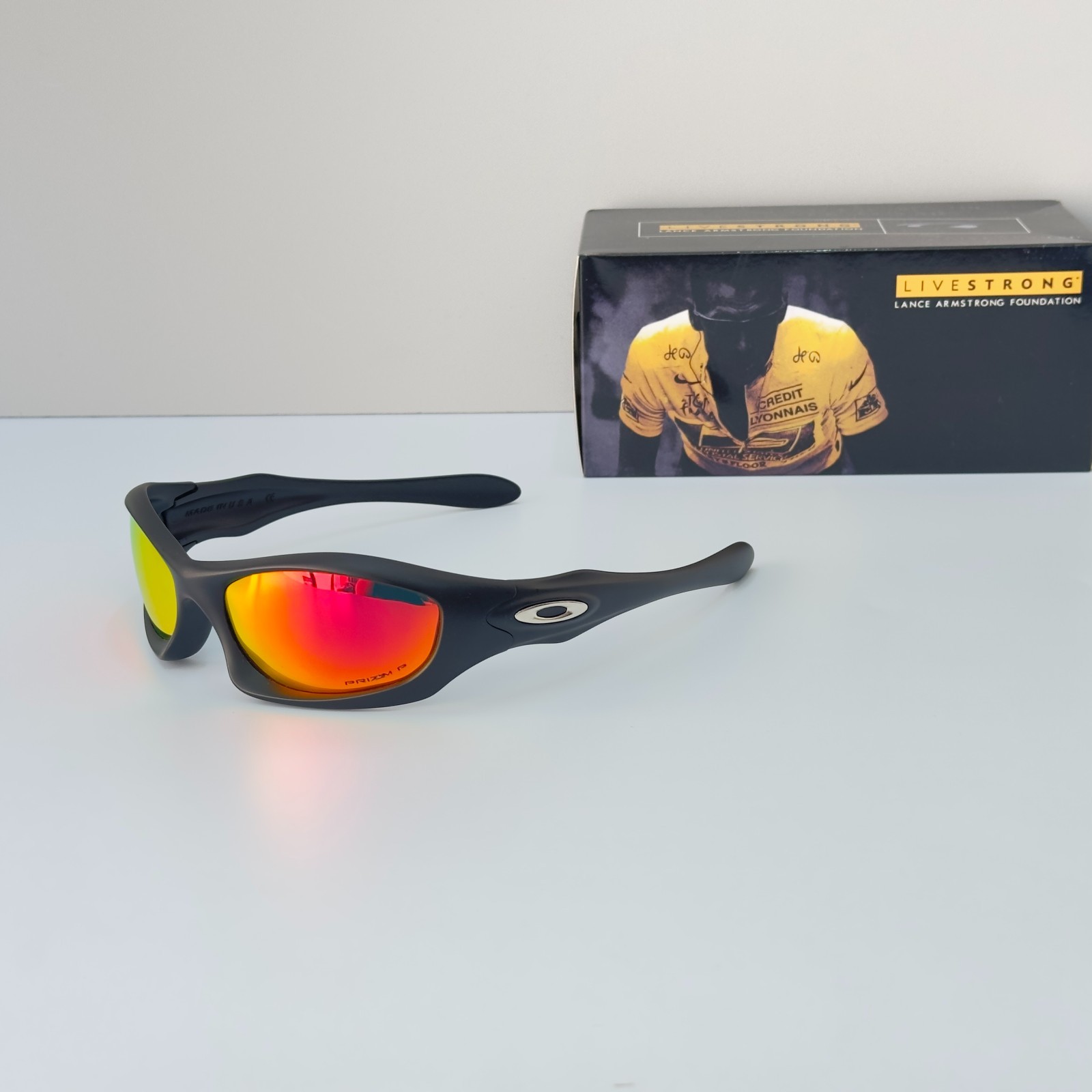 Oakley Monster Dog Matte Black Prizm Ruby Red Lens Sunglasses New w/ Bag