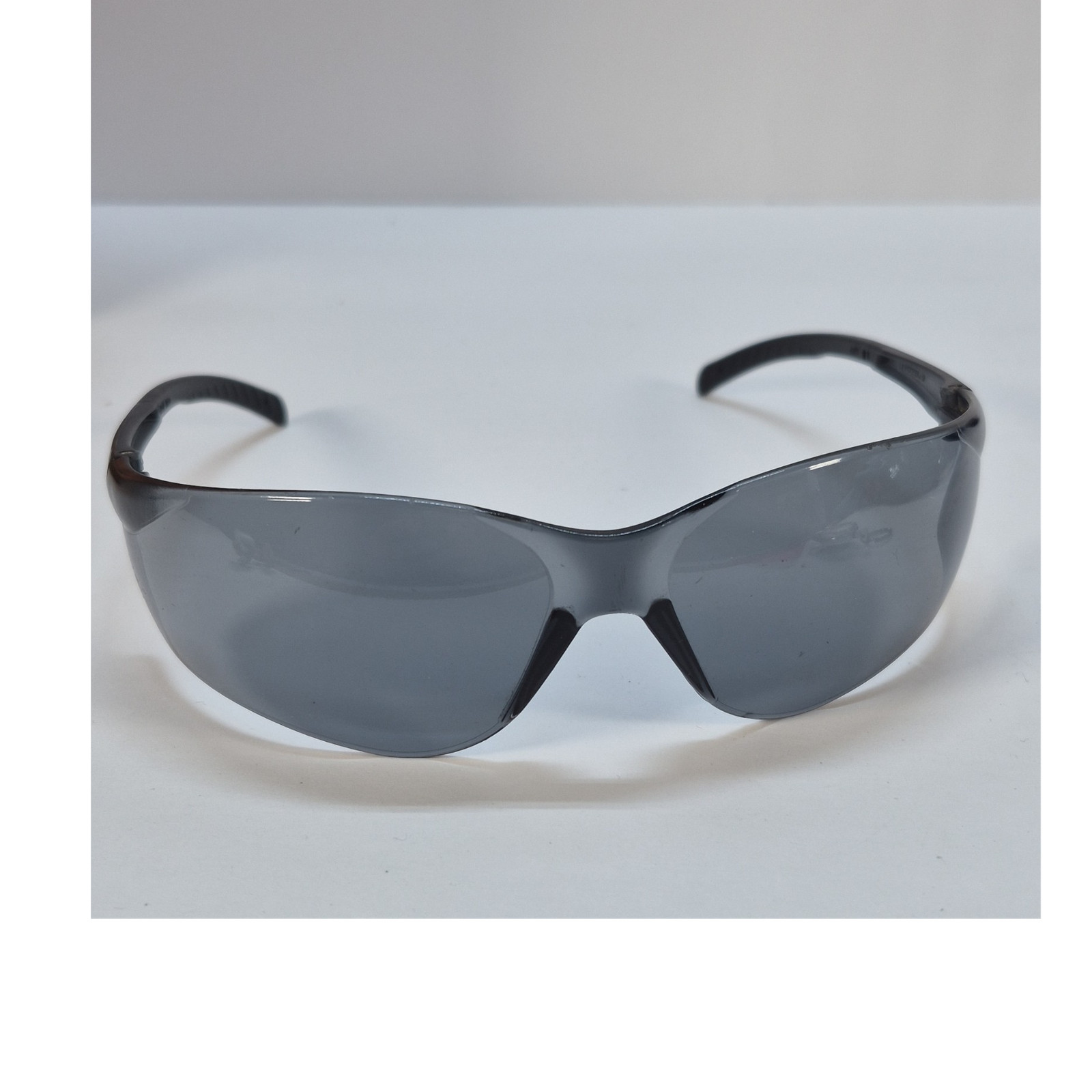 Lightweight Black Wrap Style Men’s Sunglasses Plastic Frame Gray Tinted Lens