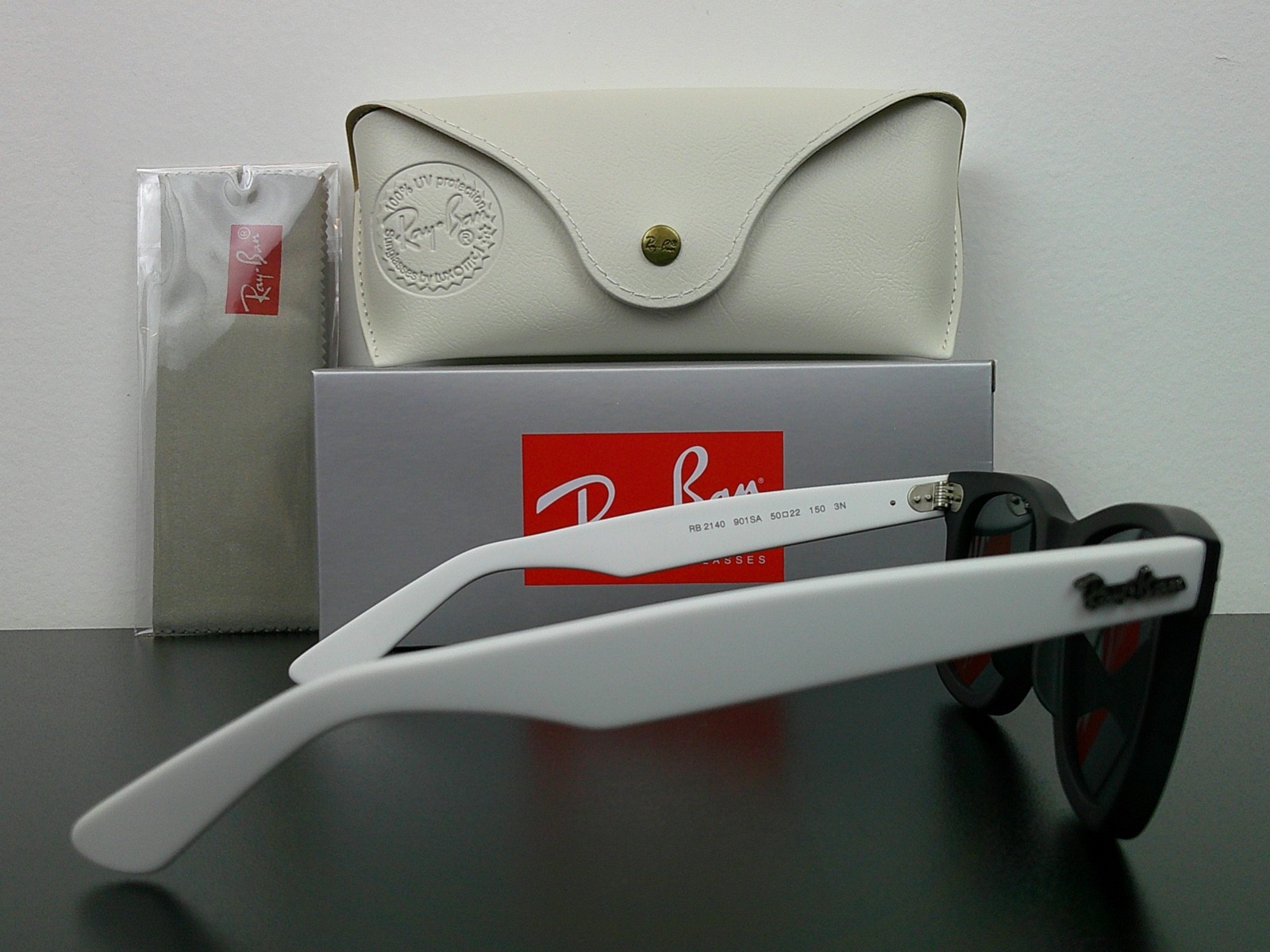 Ray-Ban RB2140 Wayfarer Classic Sunglasses Matte White/Black 50mm Never Worn