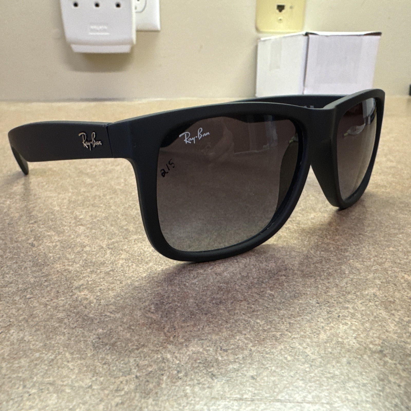 RAY-BAN RB 4165 JUSTIN 601/8G BLACK GRADIENT AUTHENTIC SUNGLASSES 54-16 #J7
