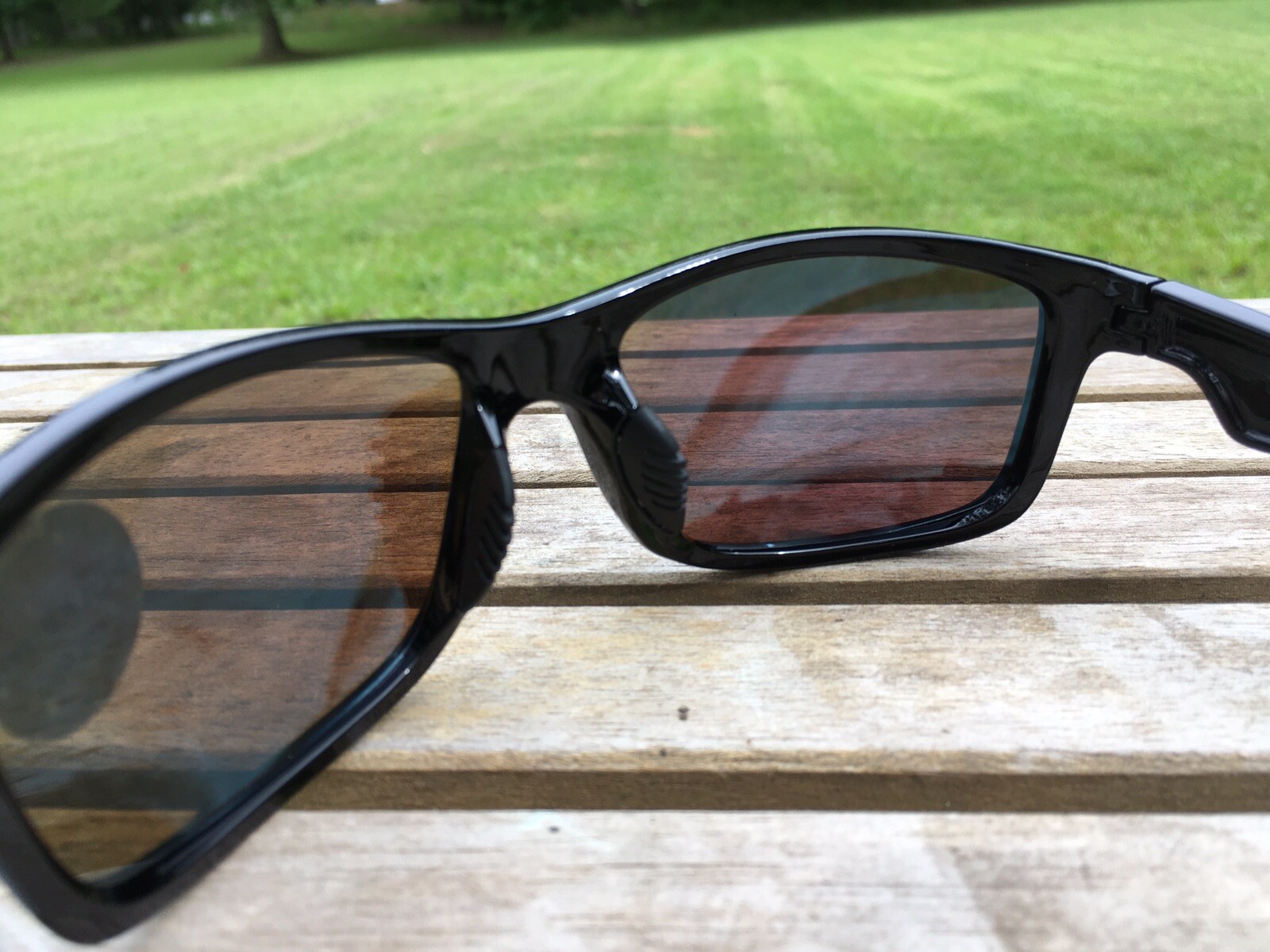 Maxx HD Sunglasses Retro 2.0 Polarized Black Smoke Lens Mirrored Blue 57588