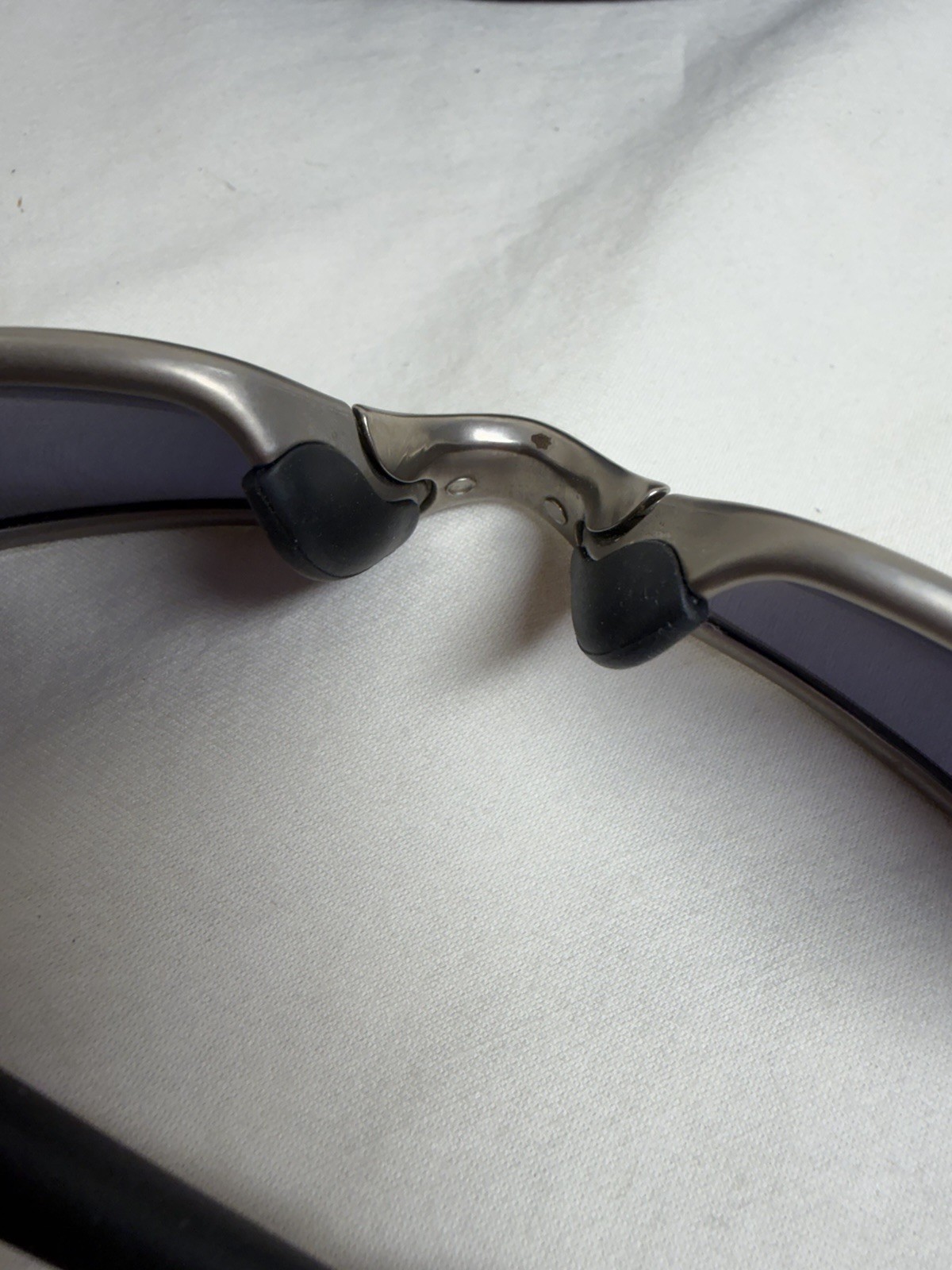Vintage Oakley Juliet X Metal Plasma Ice Iridium Sunglasses JE041982A USA 2004