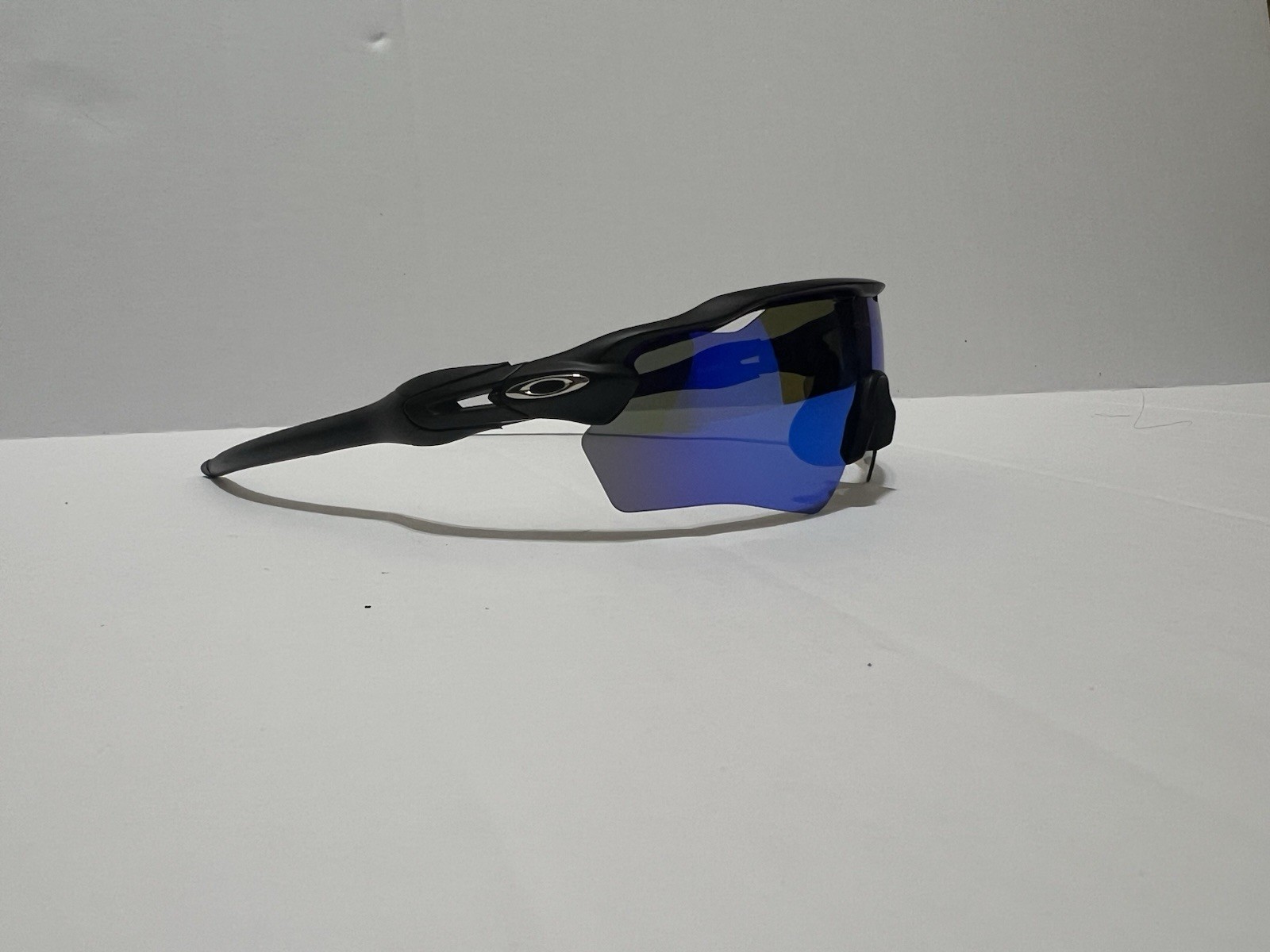 NEW Oakley 009208 Radar Ev Path Men’s Sunglasses Black Frame – Blue Prizm Lens