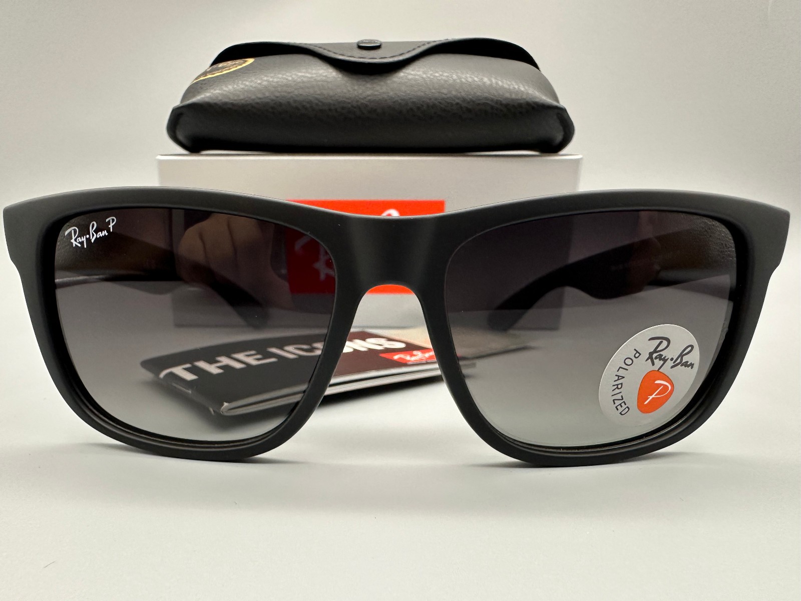 NEW Ray-Ban Justin Grey Gradient Polarized Men’s Sunglasses RB4165 622/T3 54mm