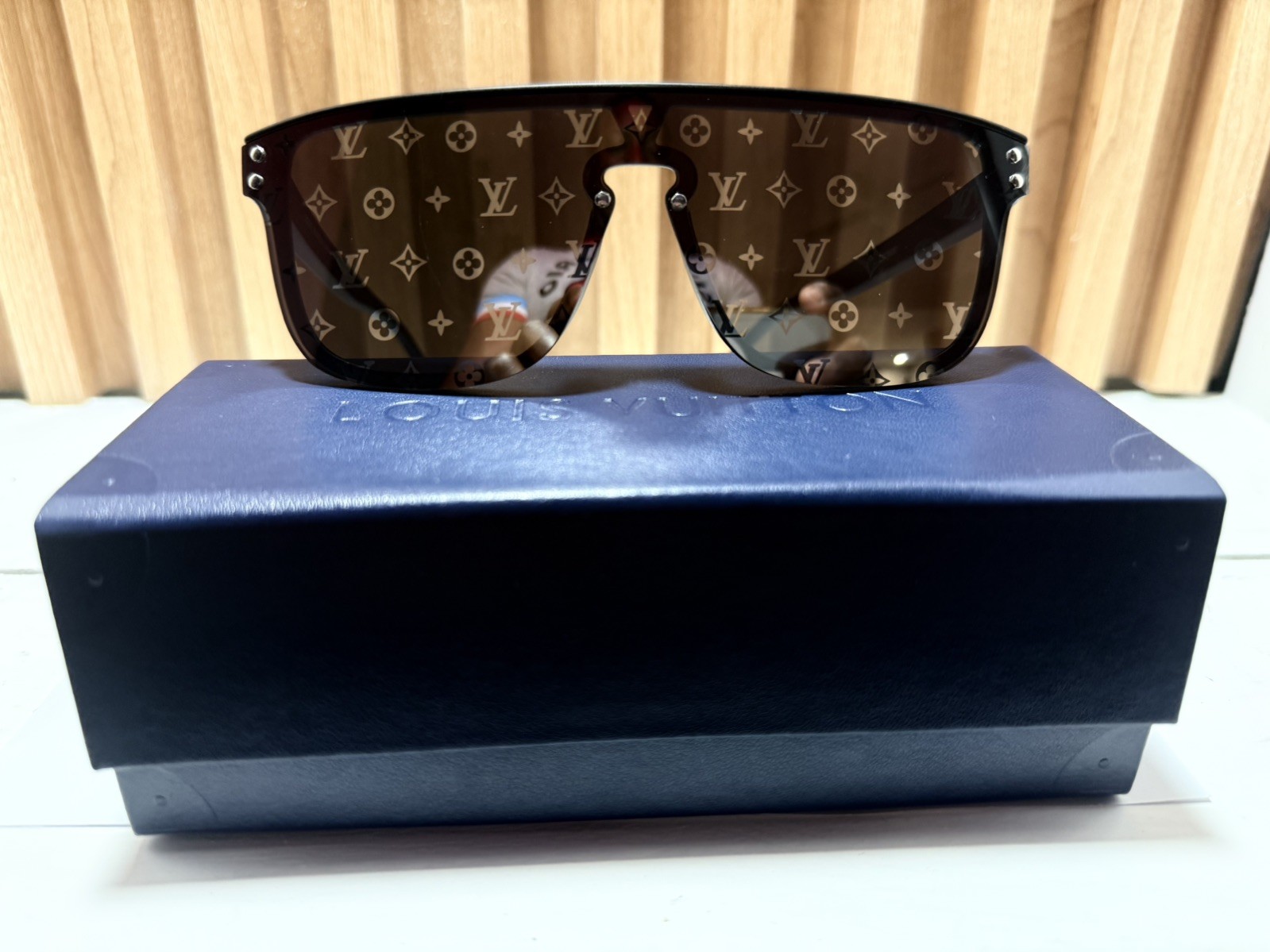 Louis Vuitton LV Waimea Sunglasses Black Monogram Logo Z1082E Shades