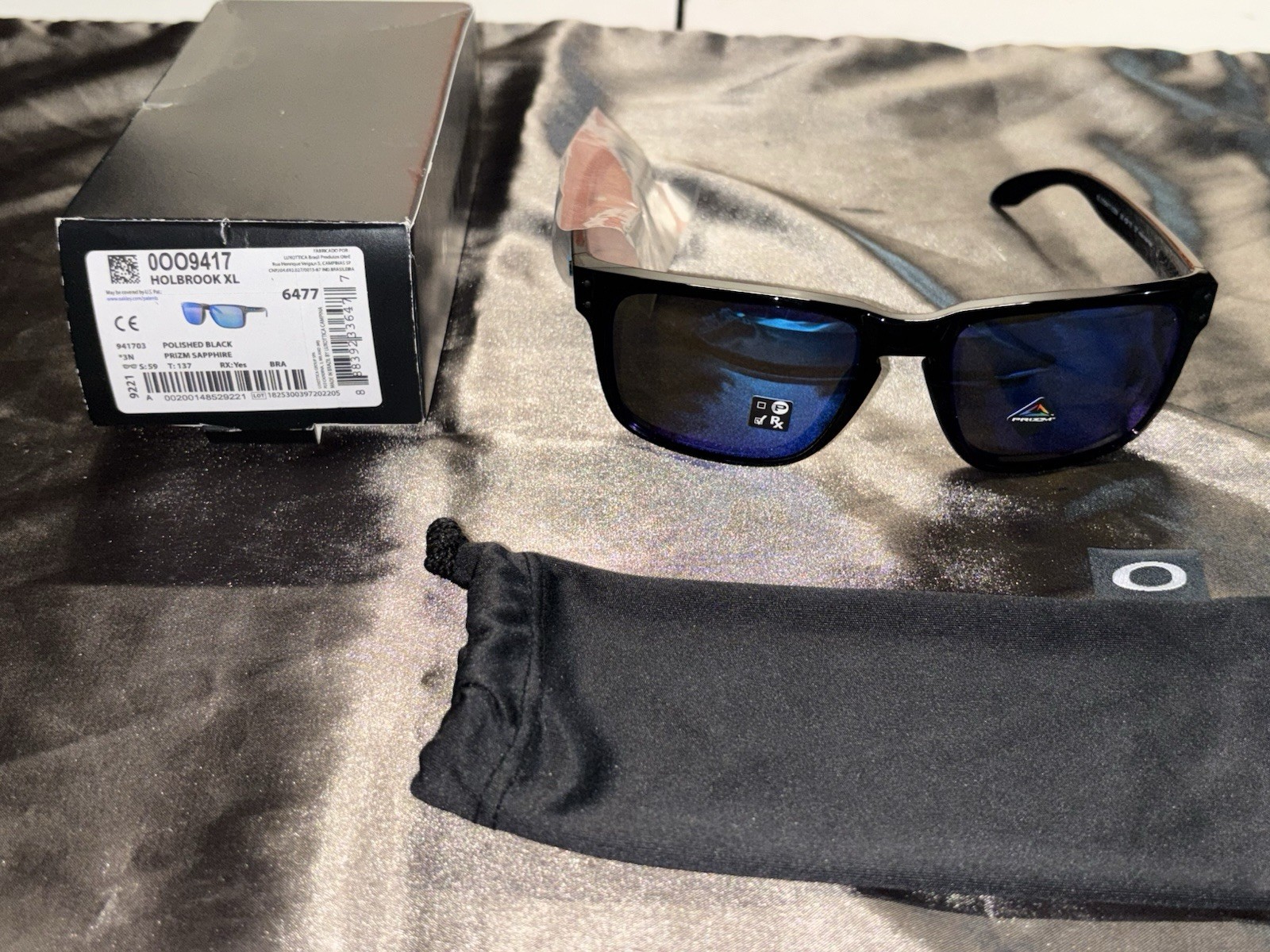 Oakley Holbrook XL Men’s Rectangle Polarized Sunglasses Black/Blue OO9417-0359