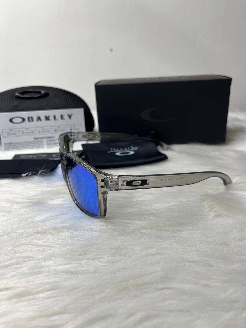 Oakley Holbrook Polarized Sunglasses Transparent Grey Frame Blue Mirror Lens New