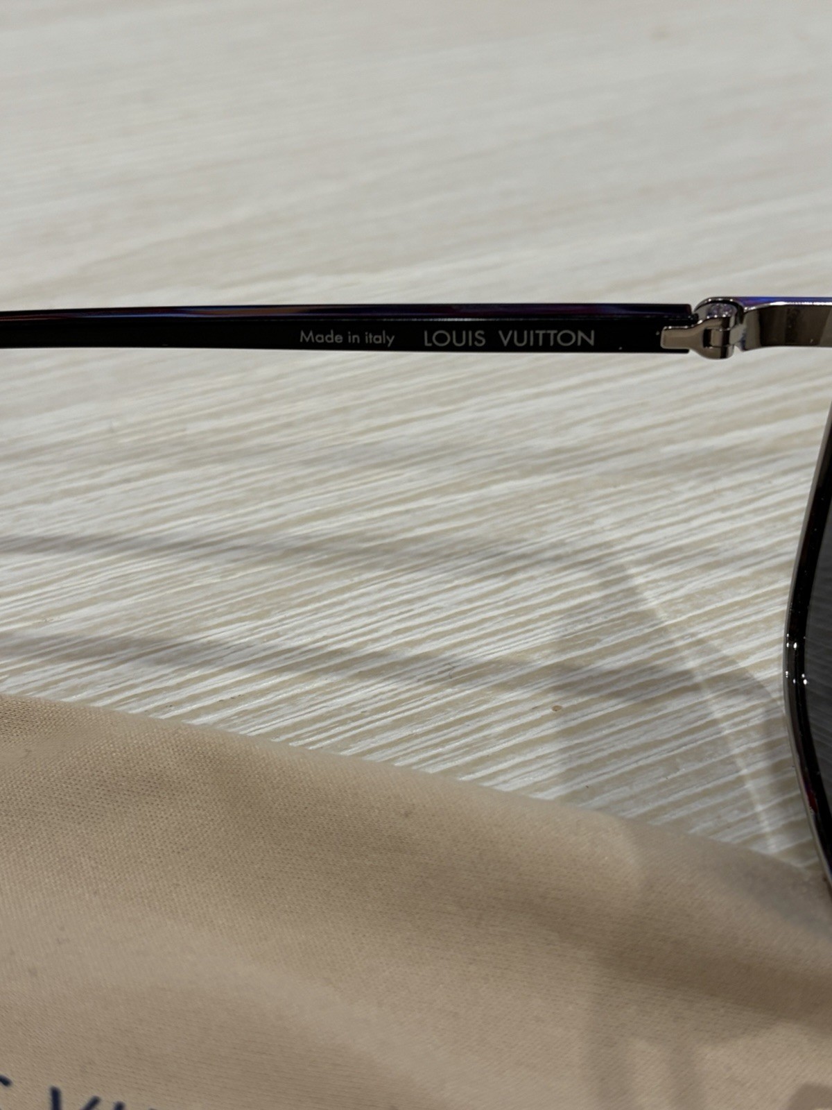 LOUIS VUITTON MEN’S LV Signature Metal Square Sunglasses Z1942U BK