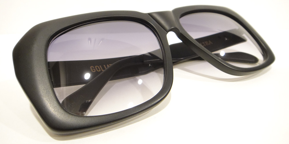 Ultra Goliath II Sunglasses Matt Black Vintage Ocean’s 11 Casino Robert De Niro