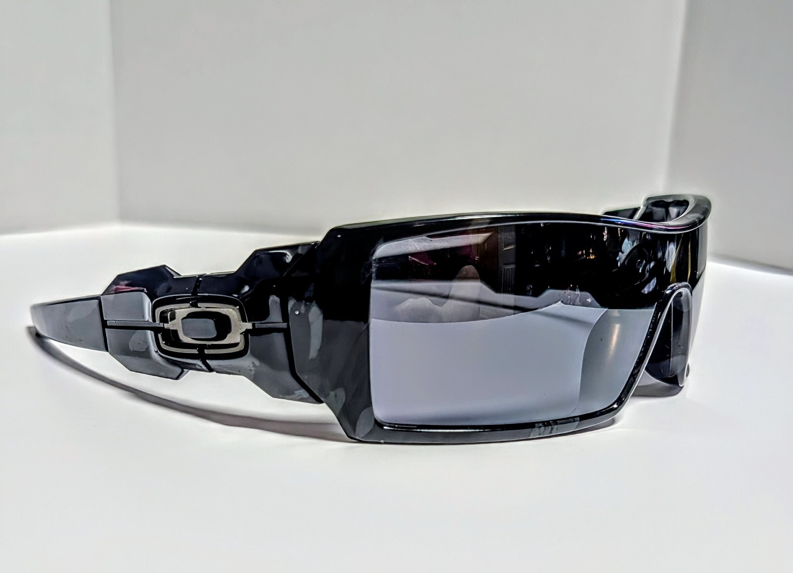 Shadow Camo Oakley Oil Rig Sunglasses w/ Smoke Polarized Lenses – MINT AUTHENTIC