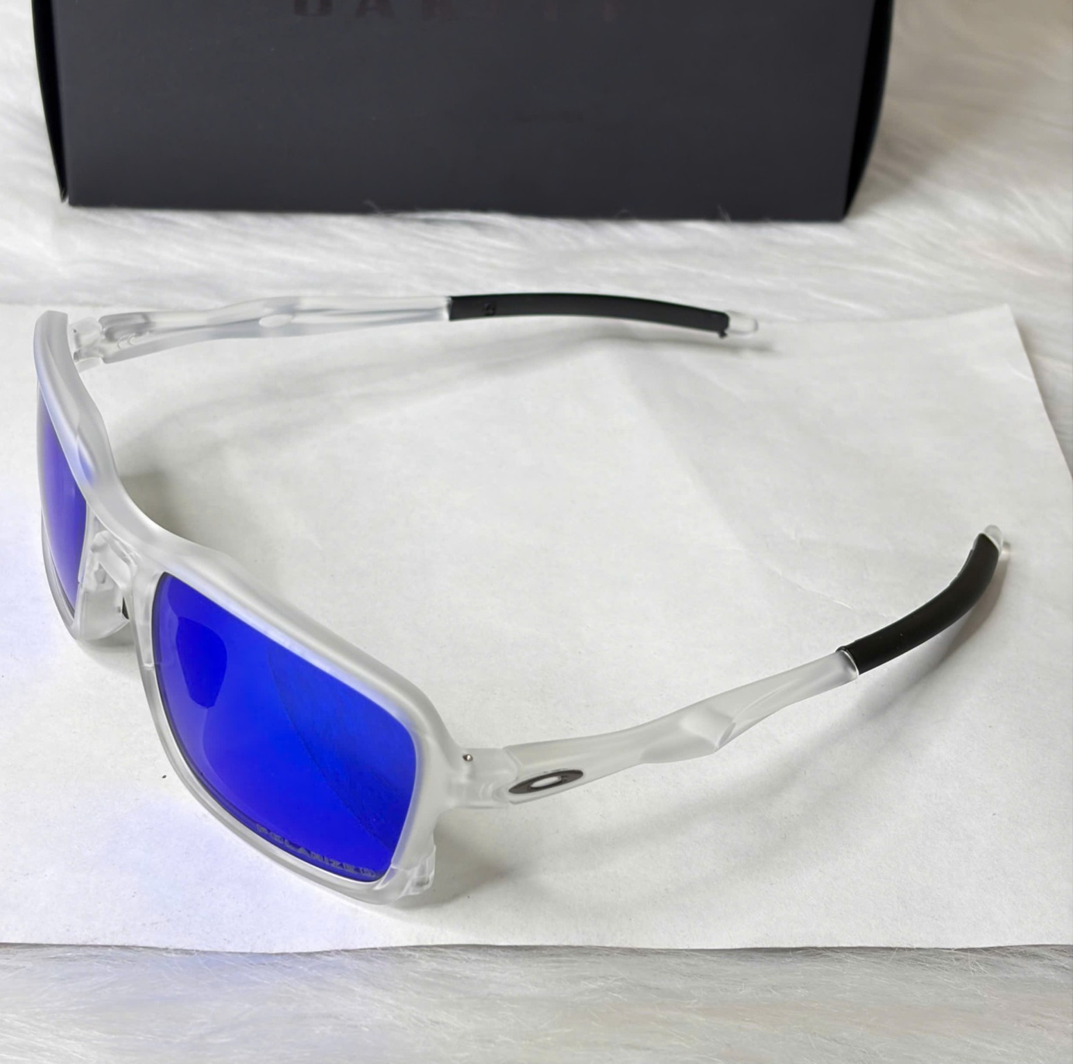 NEW Oakley Triggerman OO9314-09 Clear Frame Blue Mirror Sport Sunglasses