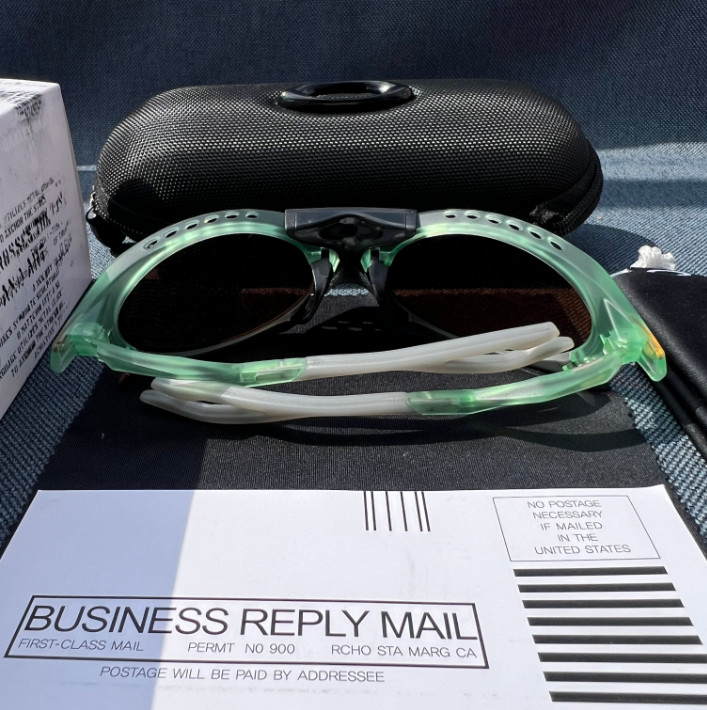Oakley PLANTARIS Sunglasses 9437-0363 Matte Transparent Green PRIZM Brown Lense
