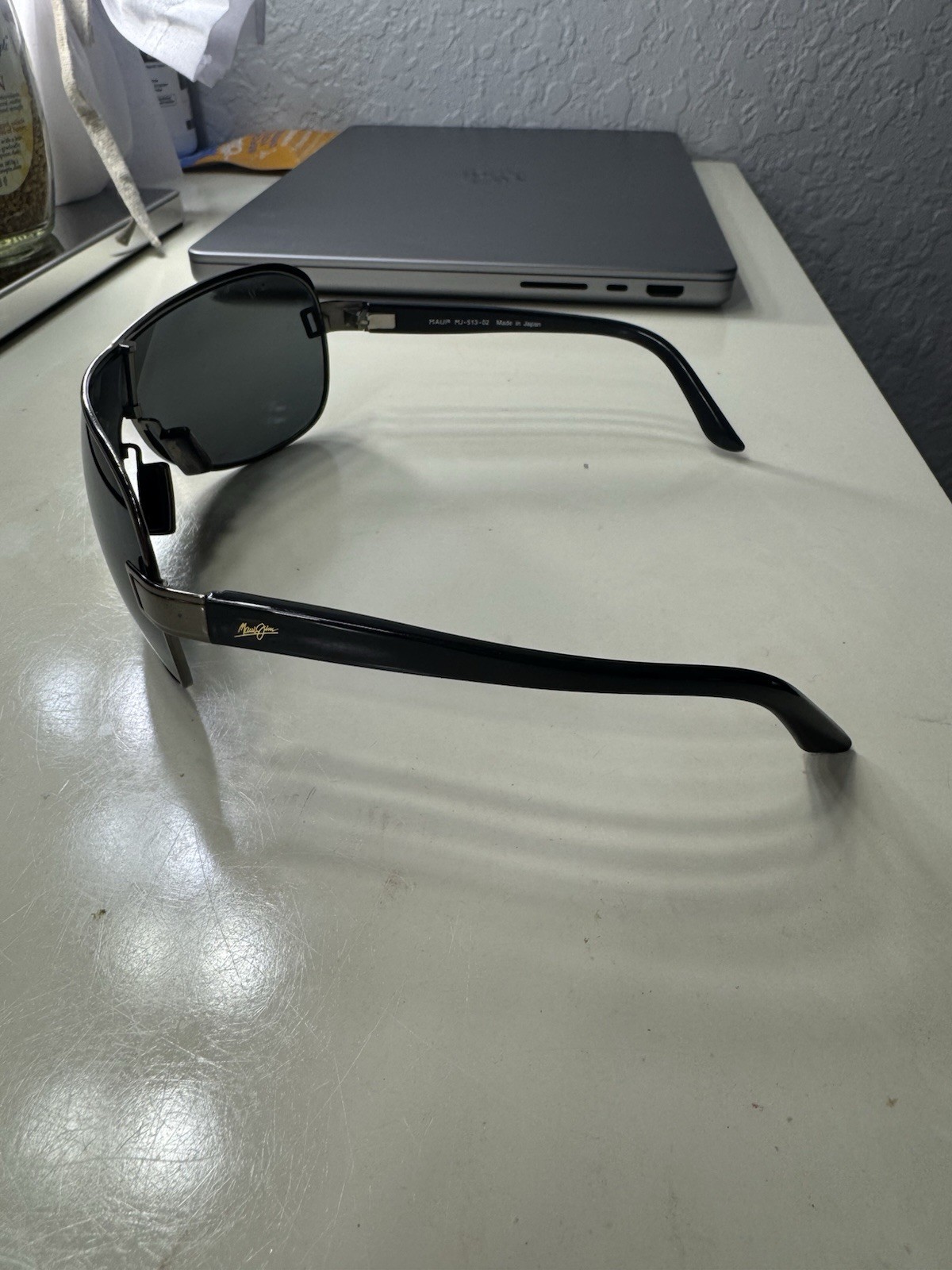 Maui Jim Maka MJ 513 02 Black Frame + Grey Polarized Sunglasses
