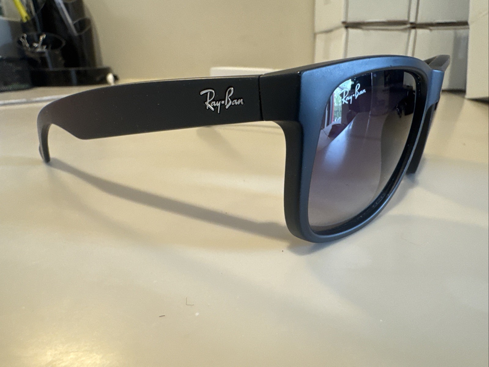 RAY-BAN RB 4165 601/8G BLACK GRADIENT AUTHENTIC SUNGLASSES 54-16 #M72