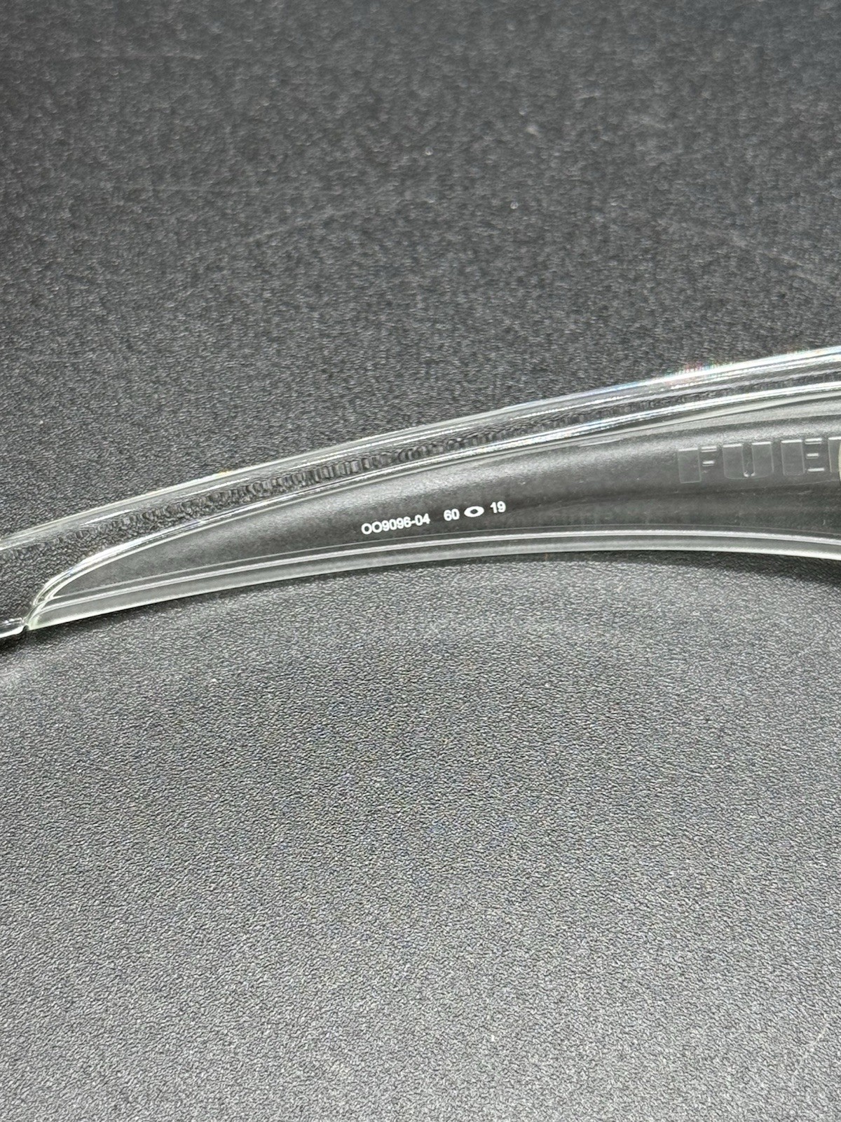 Oakley Fuel Cell Polished Clear/Violet Iridium Lenses oo9096-04