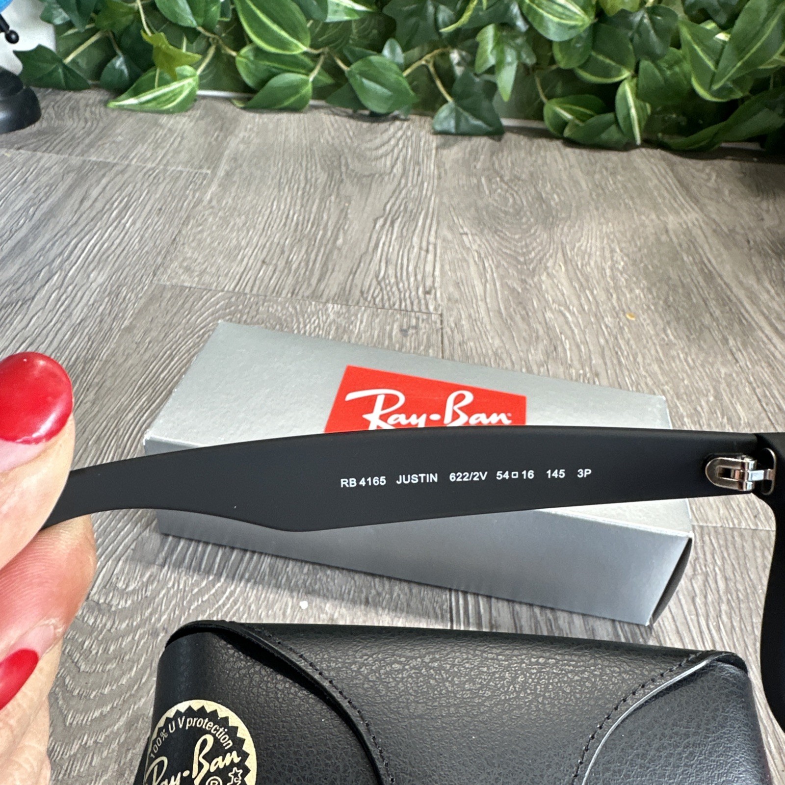 Ray-Ban Justin Matte Black Frame With Dark Blue Polarized Lenses RB4165 622/54