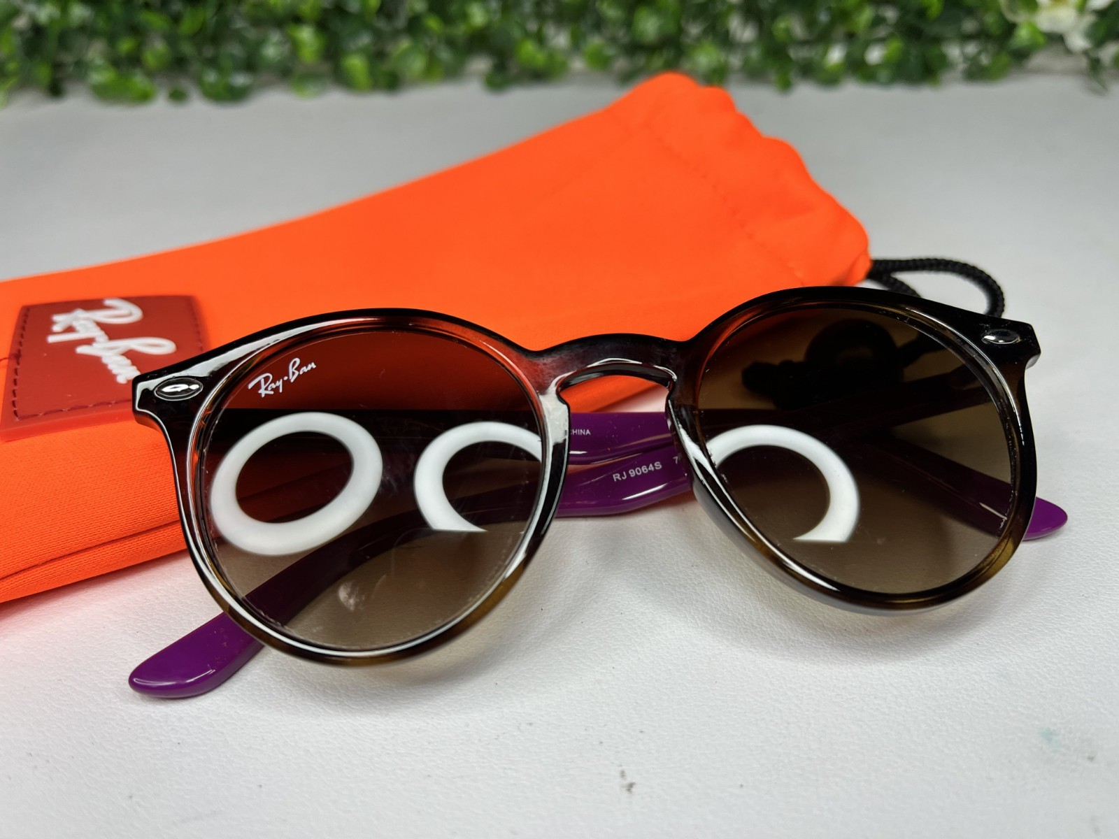 Ray-Ban RJ9064S Kid Children Junior Round Brown Sunglasses, 44mm – PREOWNED