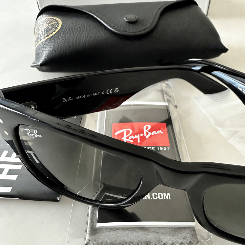 Ray-Ban Mega Wayfarer Sunglasses RB0840S 901/31 Black Frame Green Lens 51-21 145