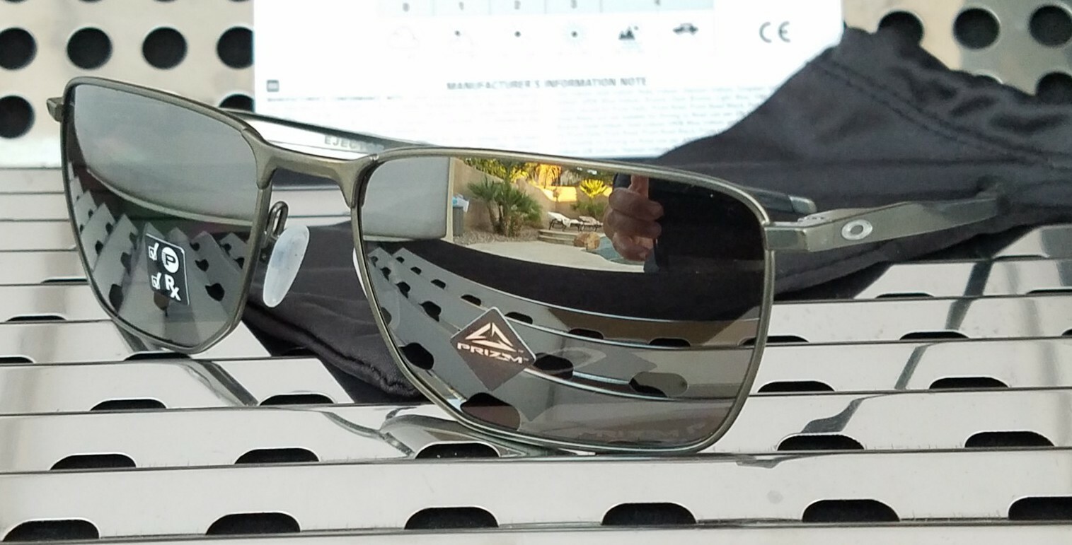 New Oakley EJECTOR Sunglasses 4142-0358 Carbon w/ Prizm Black Polarized