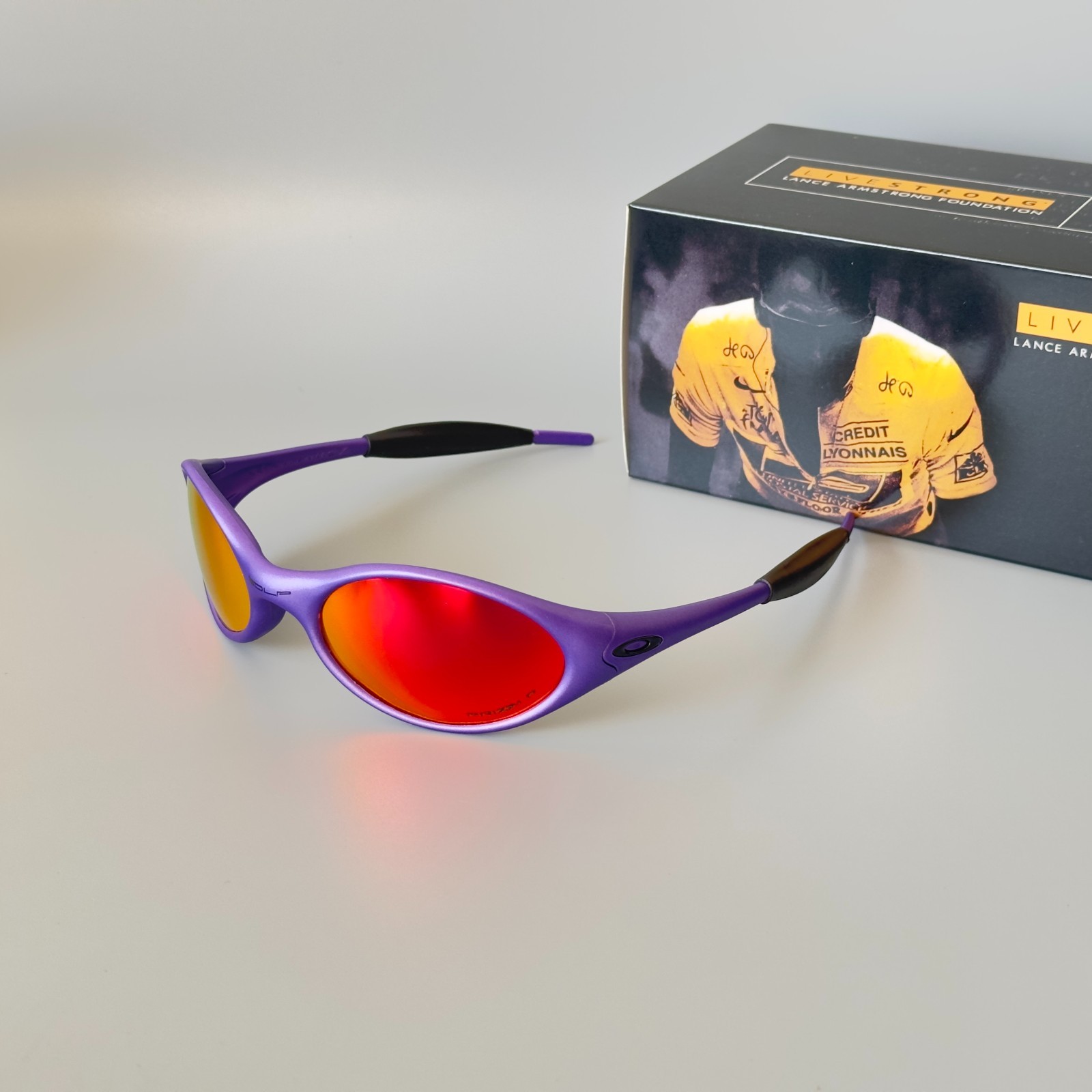 Oakley Minute 1.0 Purple Lens Sunglasses Vintage Y2K Gorpcore Outdoor
