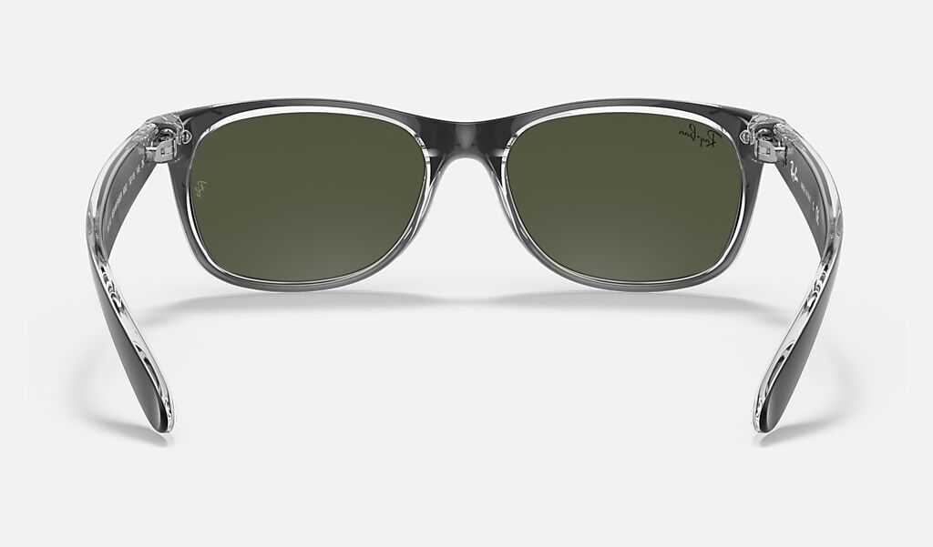 Ray-Ban New Wayfarer Color Mix Matte Black Transparent/Green 58 mm Sunglasses