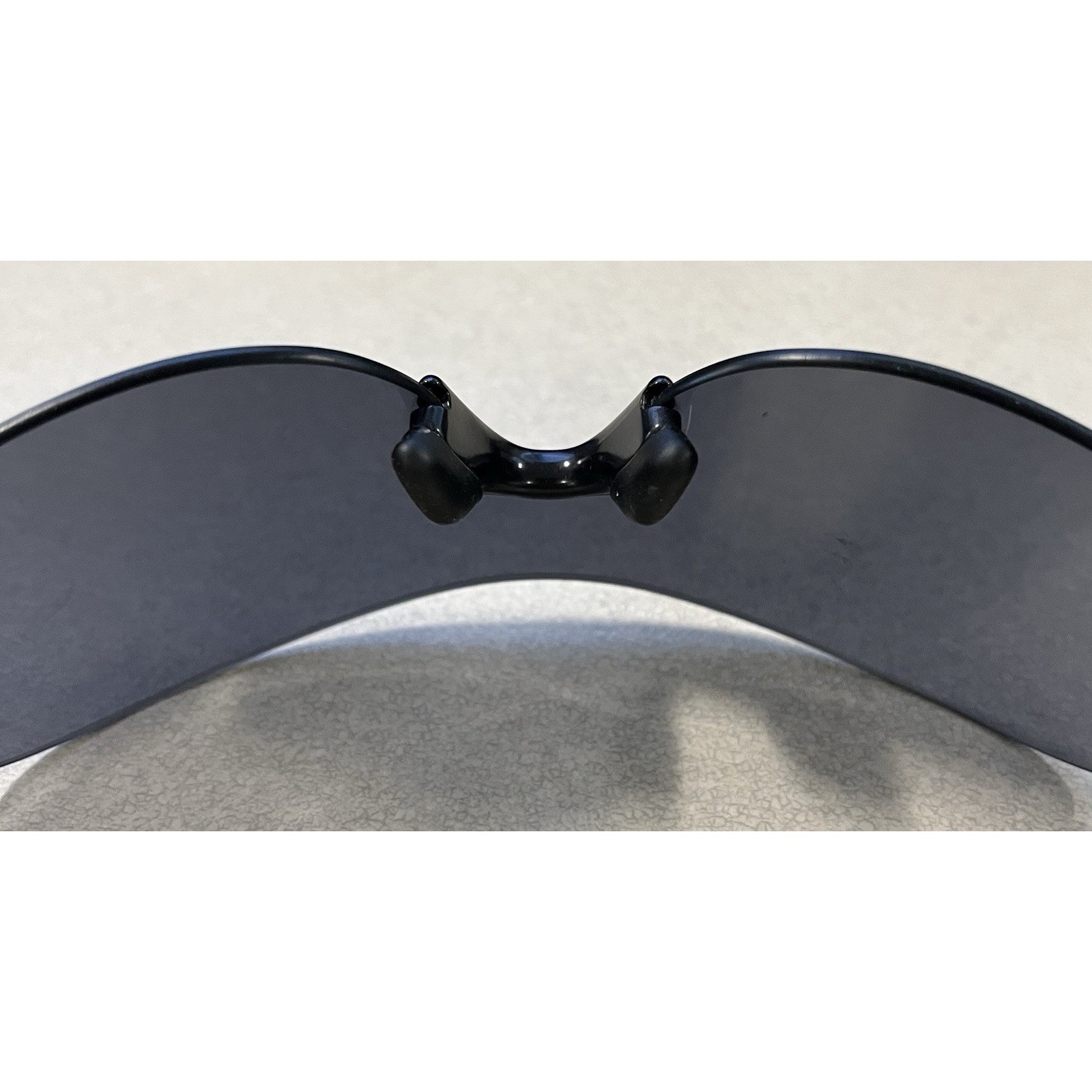 Oakley Miss Conduct Sunglasses OO9123 05 137 mm Missconduct Wrap Retro Unisex