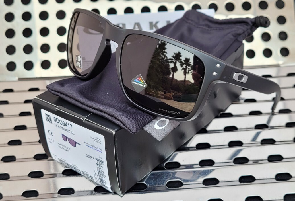New Oakley HOLBROOK XL 9417-2259 Sunglasses Matte Black w/ Prizm Grey Lenses