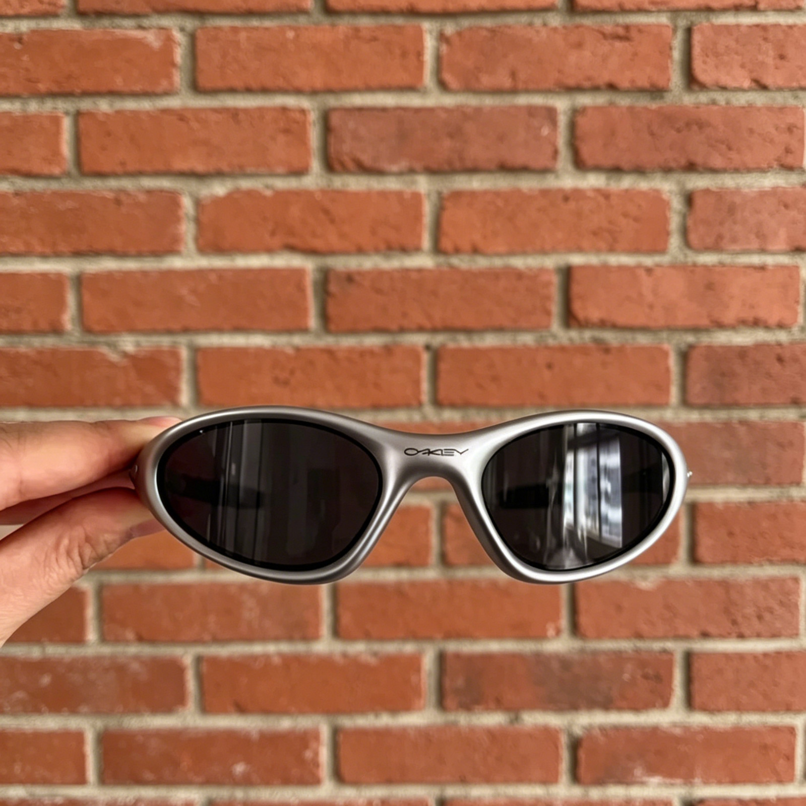 Retro Oakley Minute Gen1 Minute1.0 Sunglasses Sliver Frame Black Lenses