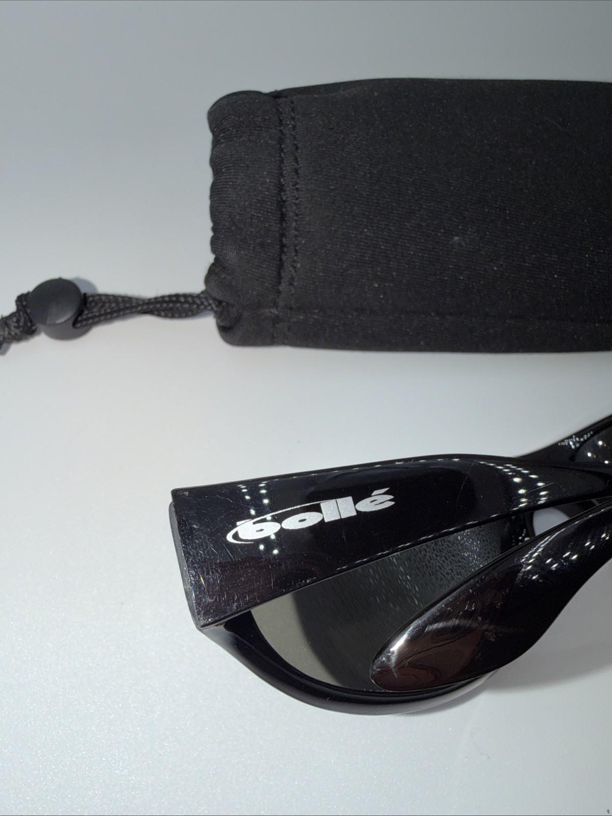 BOLLE Sunglasses 723 Black Wrap Lightweight France Sport Sunglasses