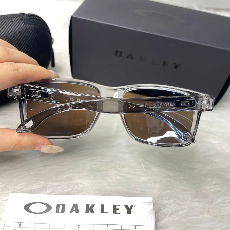 Oakley Holbrook Grey Smoke Clear Frame Blue Mirror Polarized Lens Sunglasses NEW