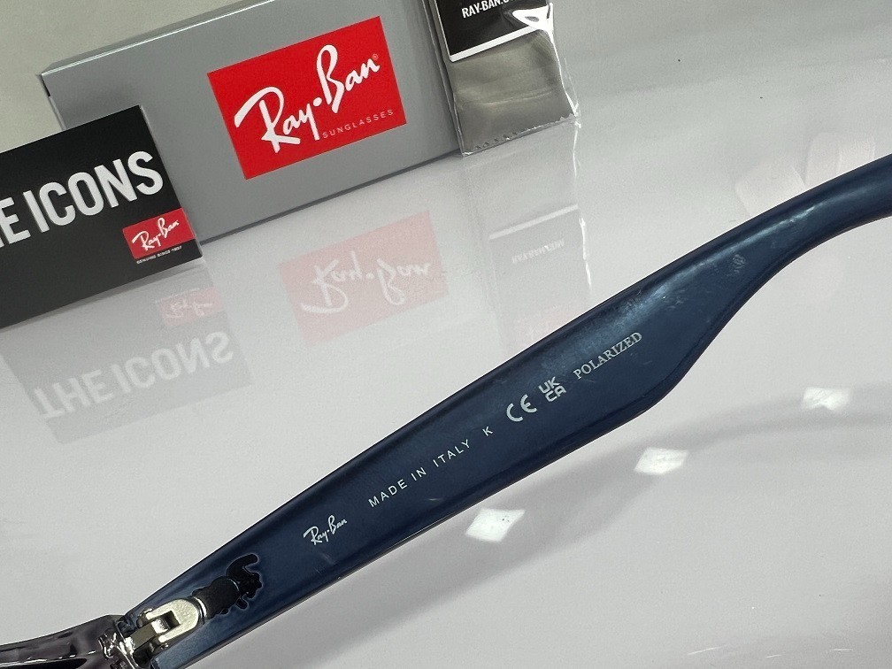 RB4165 Ray-Ban Gradually Gray JUSTIN Unisex Sunglasses {RB4165 54-16 145MM}