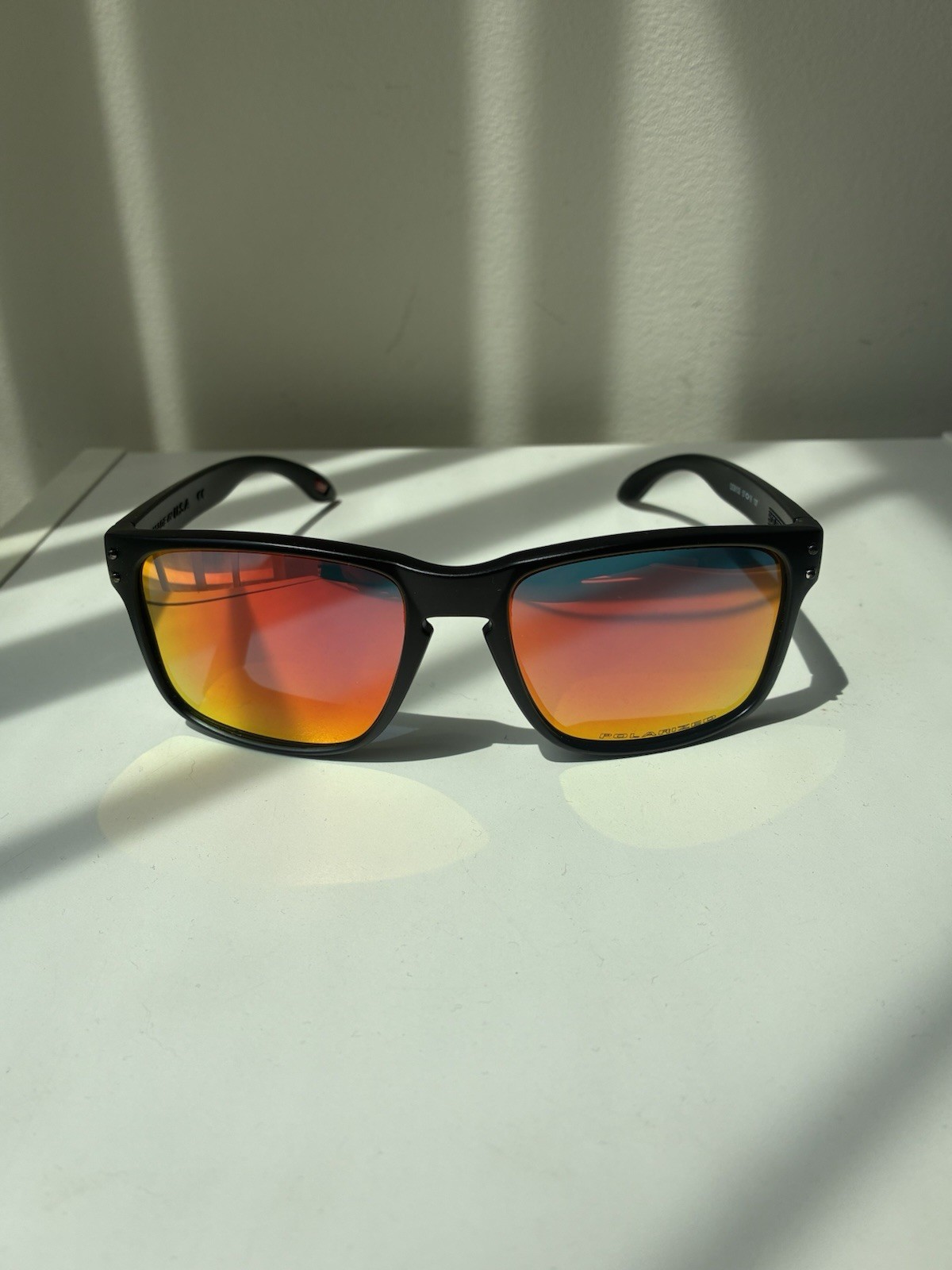 NEW Oakley 009102 Holbrook Sunglasses Black Frame – Orange/Yellow Polarized Lens