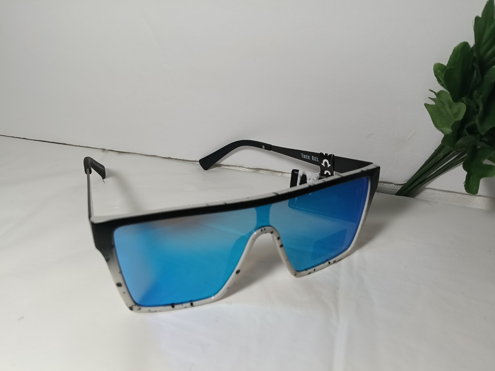 True Religion Men’s Shield Sunglasses Black Plastic Frame Blue Mirrored Lens