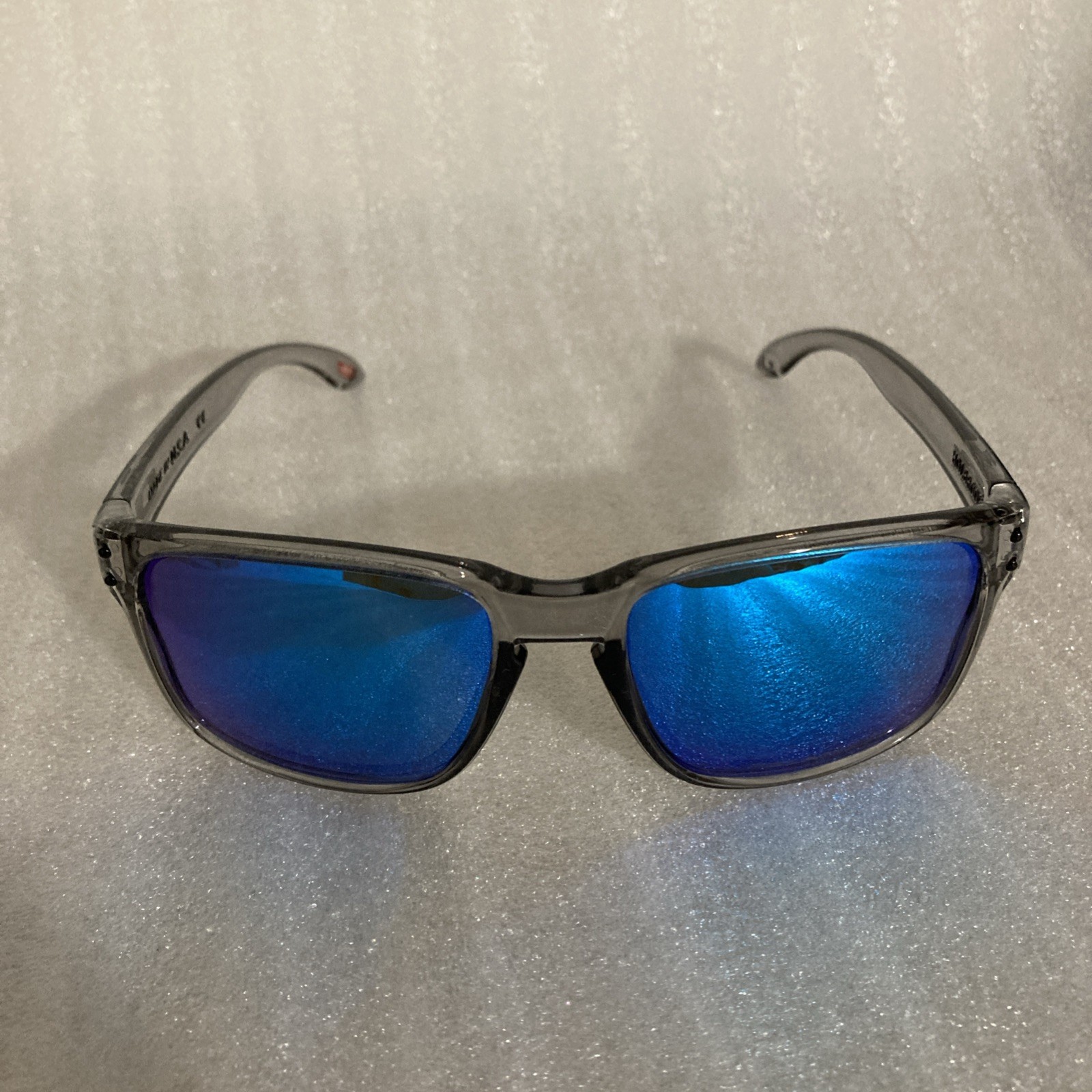 Oakley Holbrook Sunglasses Polarized Blue Lens Gray Frame New