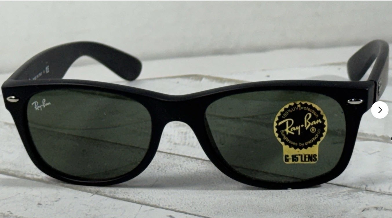 Ray-Ban Sunglasses RB2140 Original Wayfarer Black Frame Green Lenses 50mm Unisex