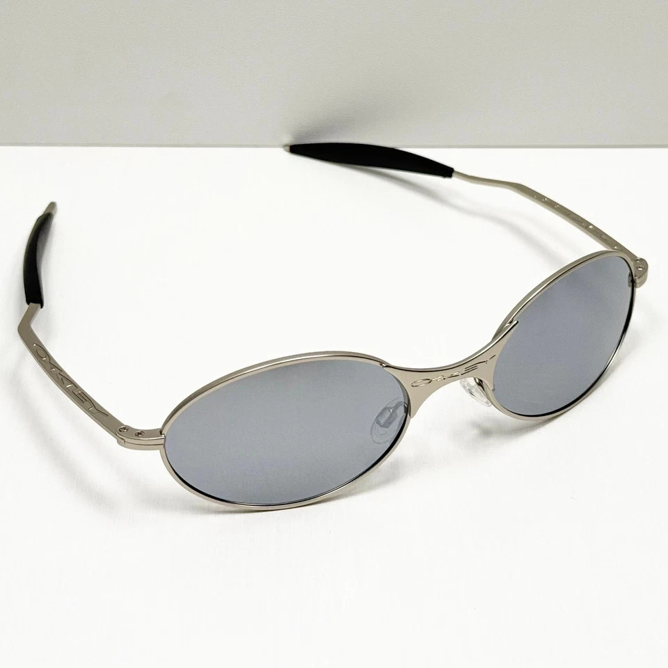 Oakley Square Wire 1.0 Sunglasses Silver Frame Black Lens New Vintage Y2K
