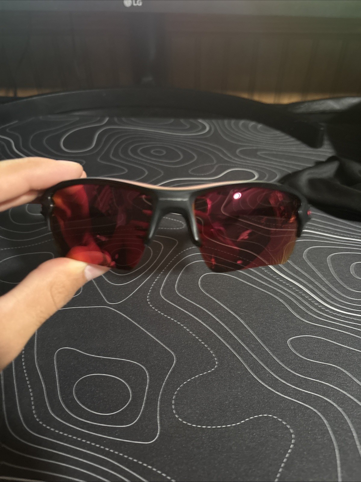Oakley Flak 2.0 XL Prizm Polarized Sunglasses Black Frame/Red Lenses