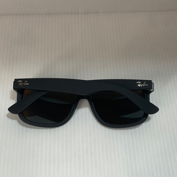 Ray Ban unisex polarized sunglasses RB 4165 Justin 622/55 made in Italy