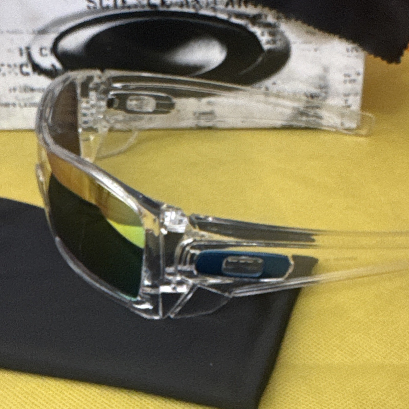 Oakley Men’s Wrap Shield Sunglasses Clear Frame Gold Mirrored Lens OO9101-07