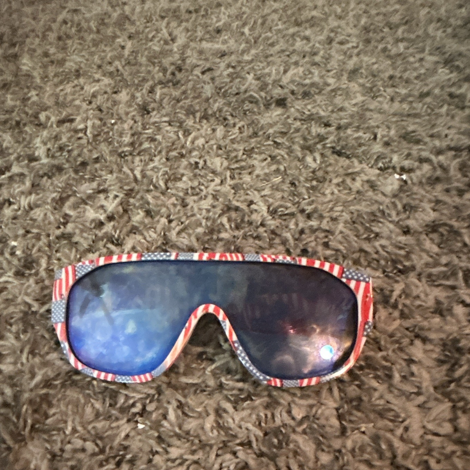 USA Flag Shield Sunglasses Blue Mirrored Lens Multicolor Plastic Frame