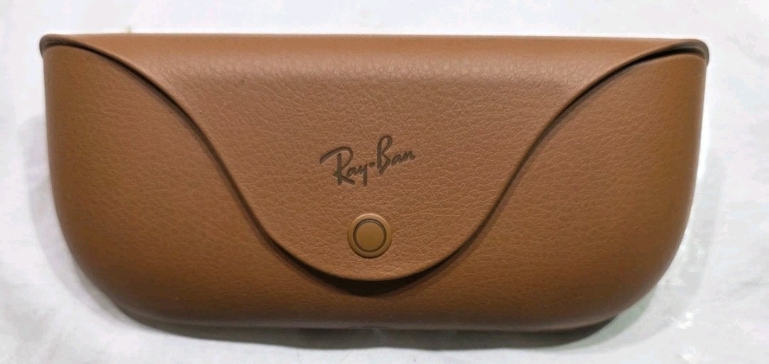 Ray-Ban Meta Glasses Gen 2 Wayfarer Shiny Black Transitions Lenses Charging Case