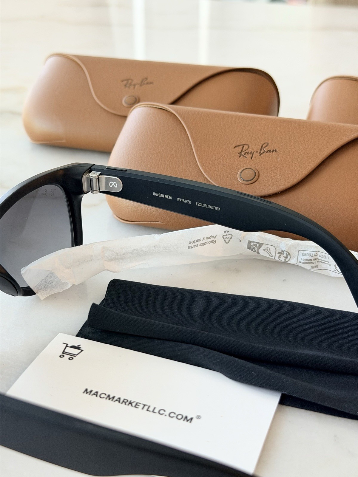 Ray-Ban Meta Wayfarer Black Smart Glasses Gradient Graphite Lens Gen 1 RW4006