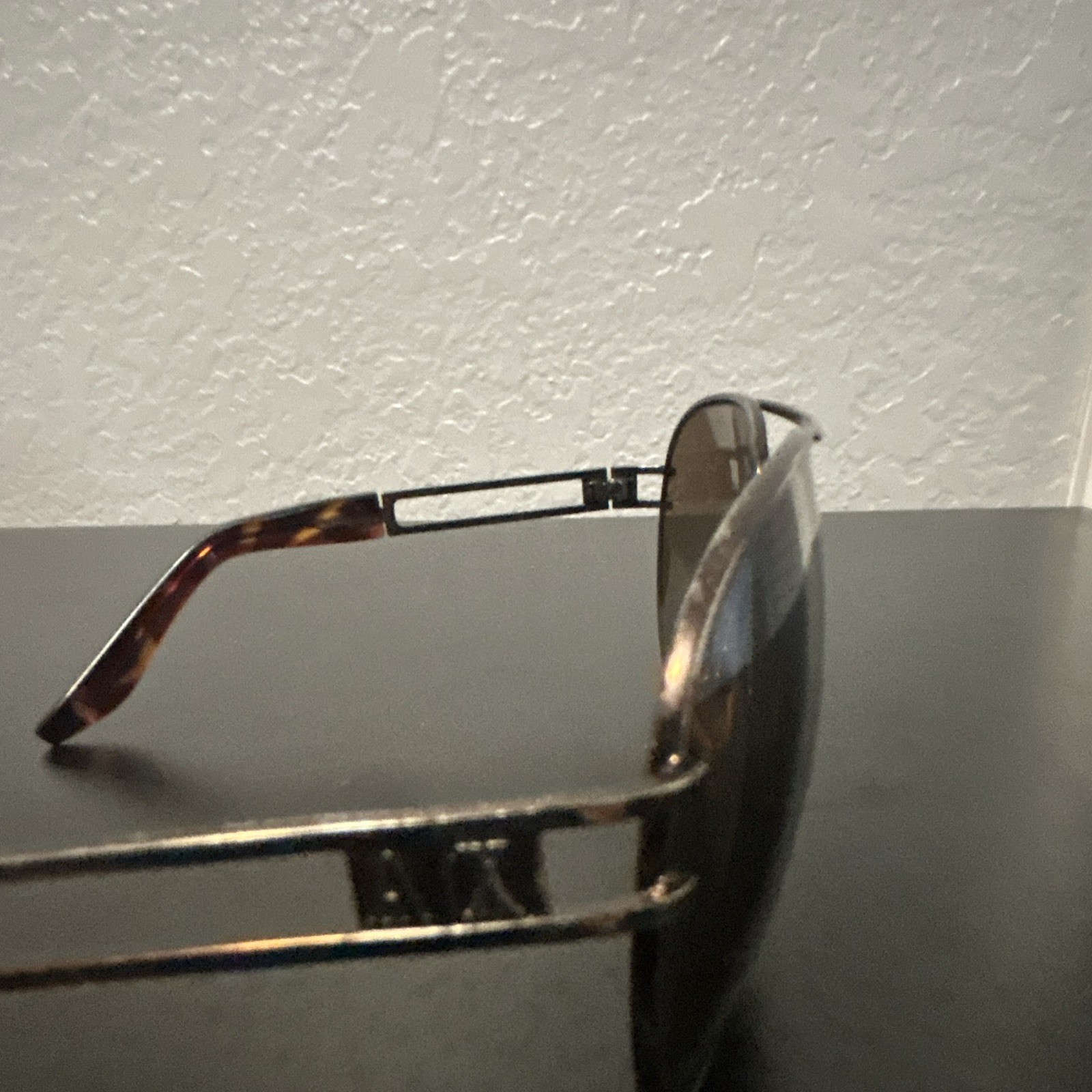 Armani Exchange Men’s Aviator Sunglasses Black Metal Frame Tortoise, Black