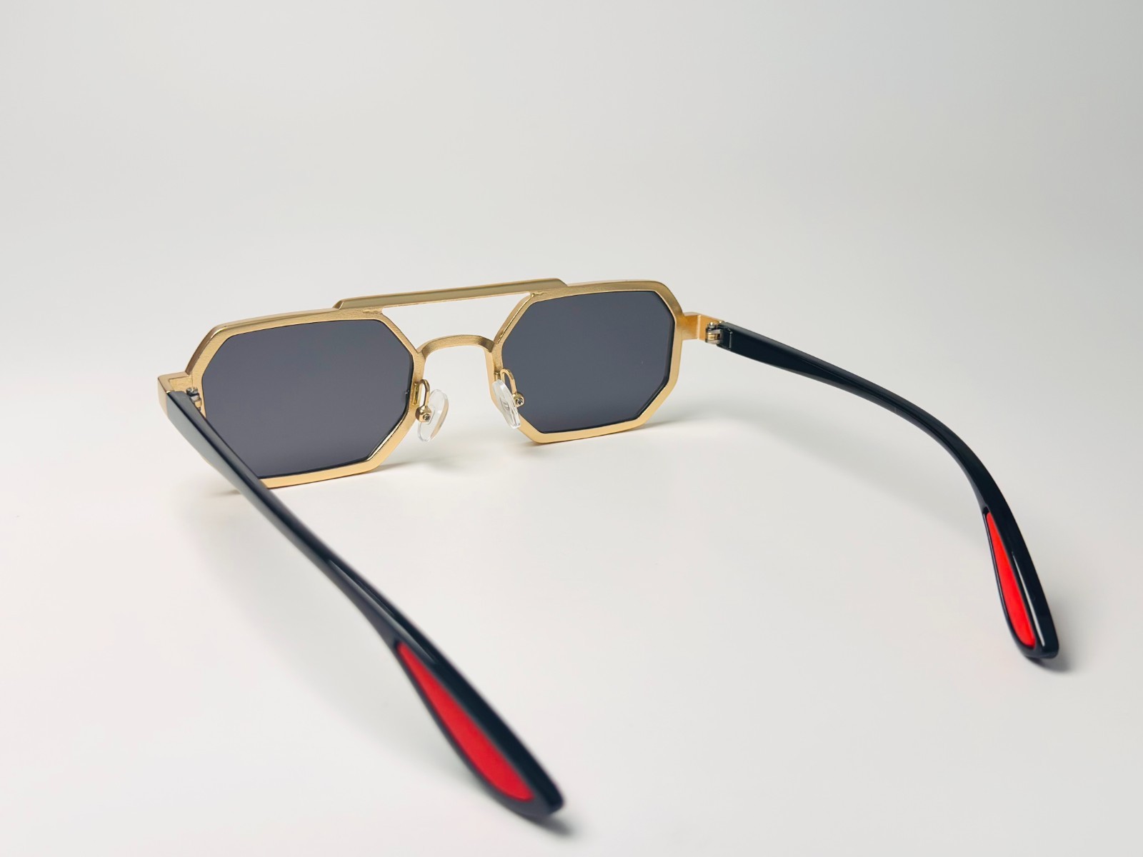 Luxury Gold Hexagon Sunglasses UV400 Polarized Photochromic Anti-Reflective Lens