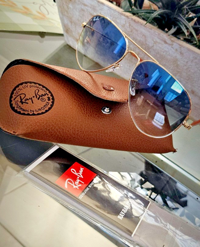 Ray-Ban Sunglasses RB 3025 Aviator Gradient Light Blue Lenses 58 mm Gold Frame