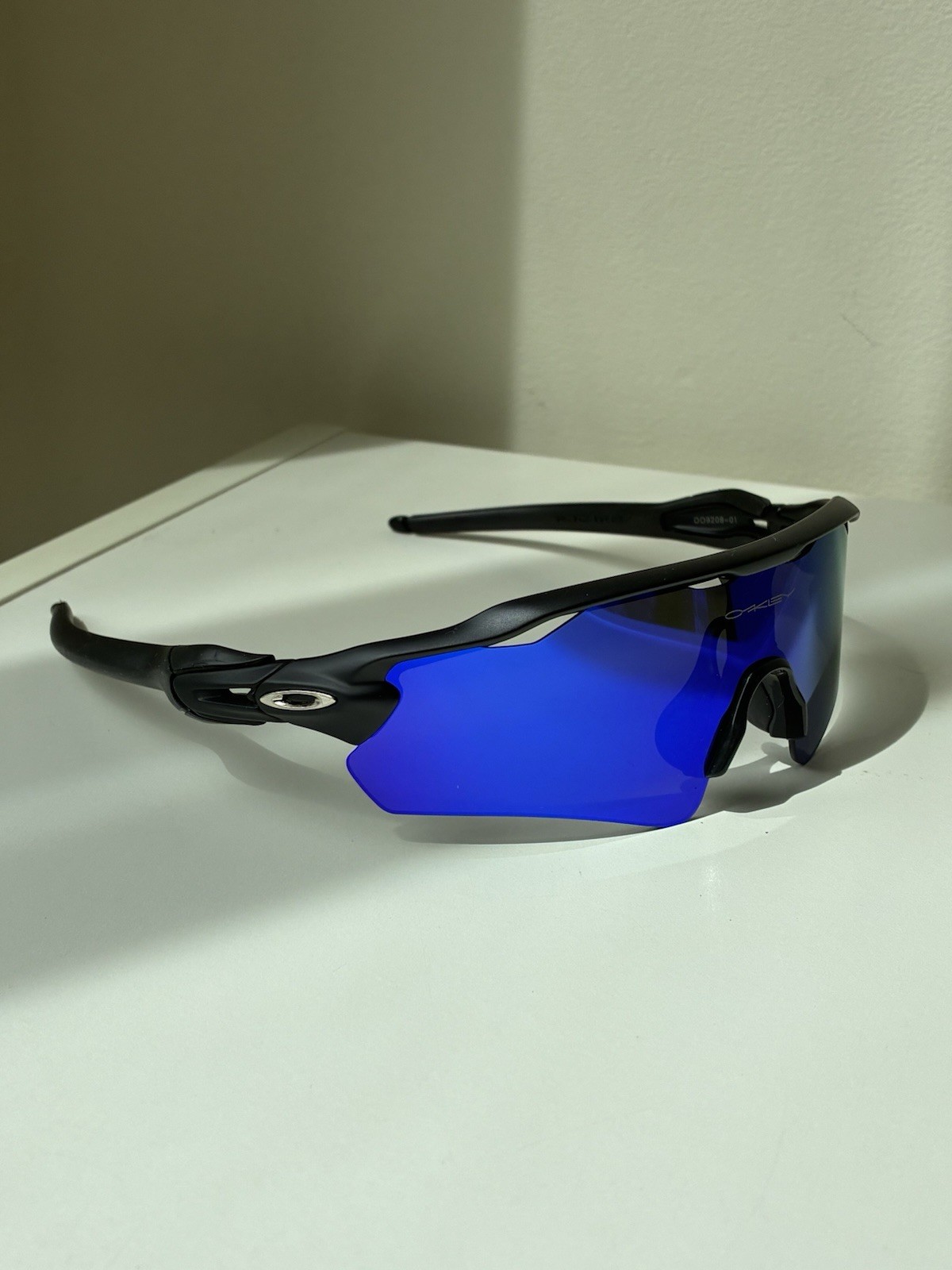 NEW Oakley 009208 Radar Ev Path Men’s Sunglasses Black Frame – Blue Prizm Lens